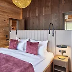 Fender Sonnalm Luxury Homes בקתה גמונד