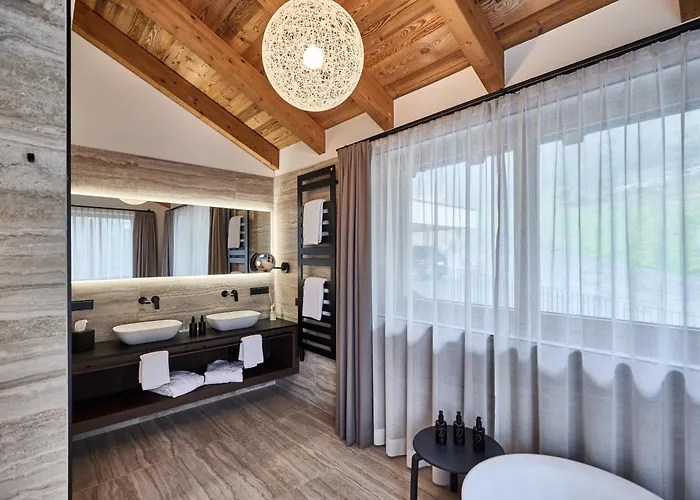 Fender Sonnalm Luxury Homes *