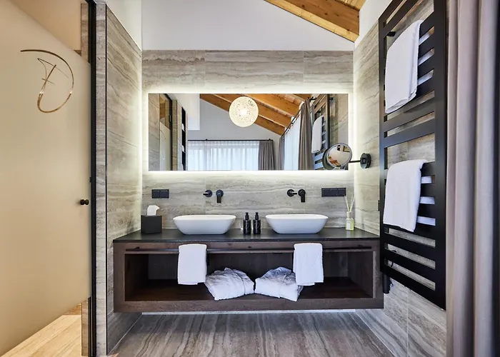 Fender Sonnalm Luxury Homes גמונד